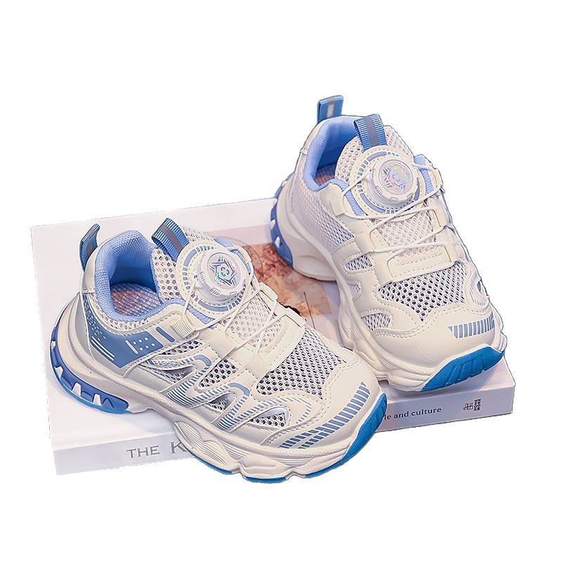 Zapatos deportivos para niños 2026 verano nuevo estilo de moda para niñas zapatos casuales de niños zapatos deportivos de correr de malla