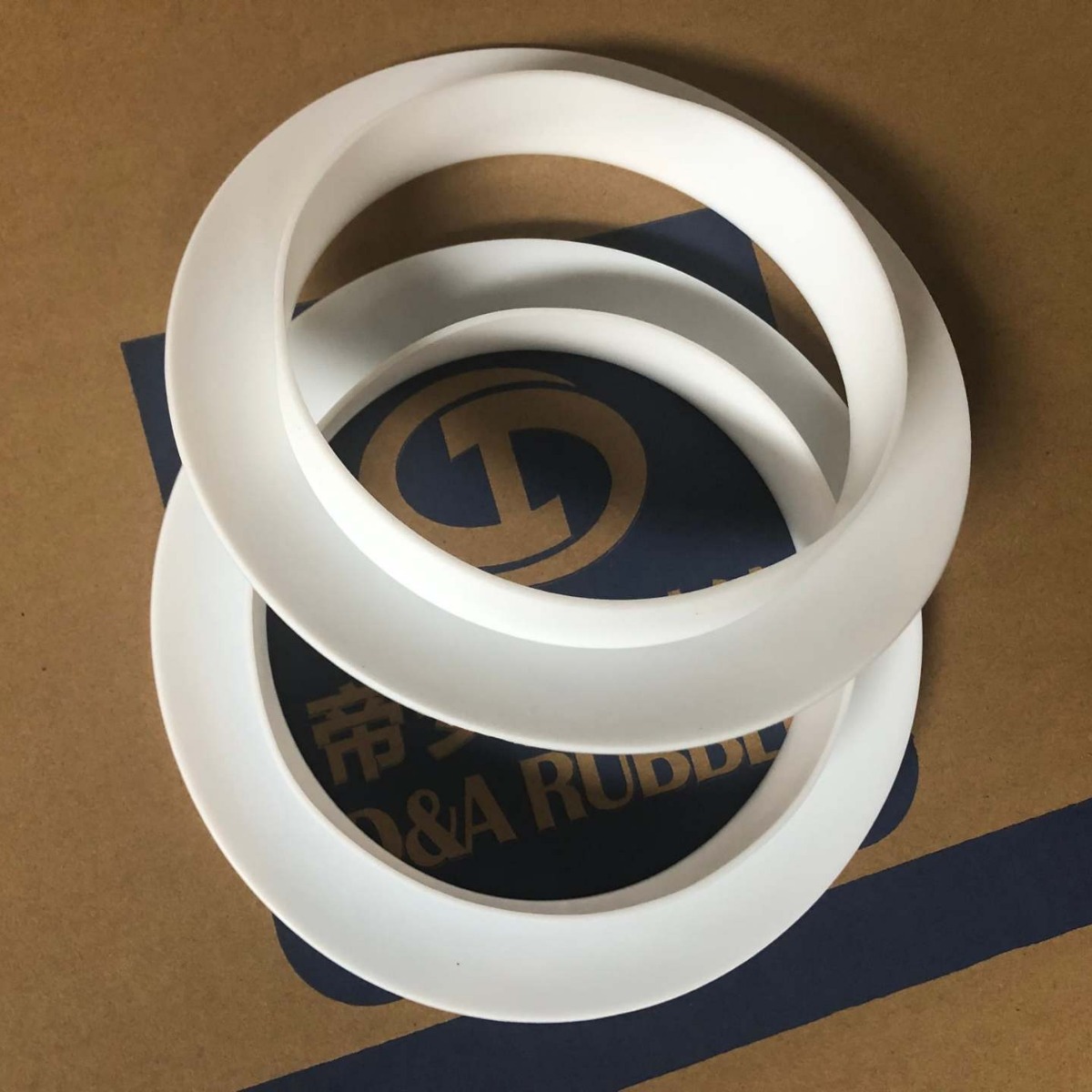 包边密封圈，模压杂件，平垫圈，阀门密封，灯具密封，管道密封