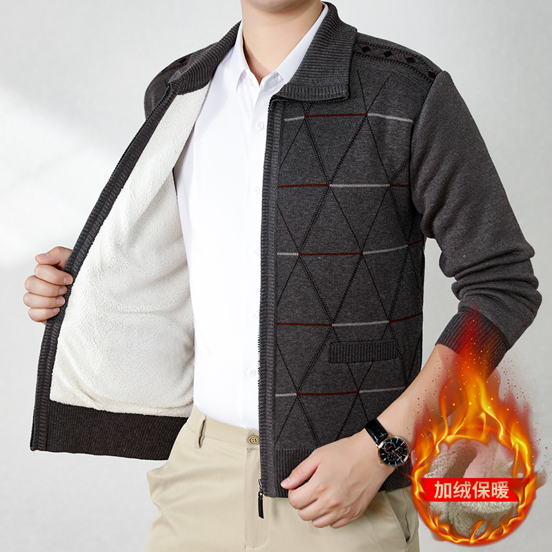 Source factory for middle-aged and elderly fathers' autumn and winter fleece-lined sweaters, cardigans for the elderly, and warm winter clothing for grandfathers.
