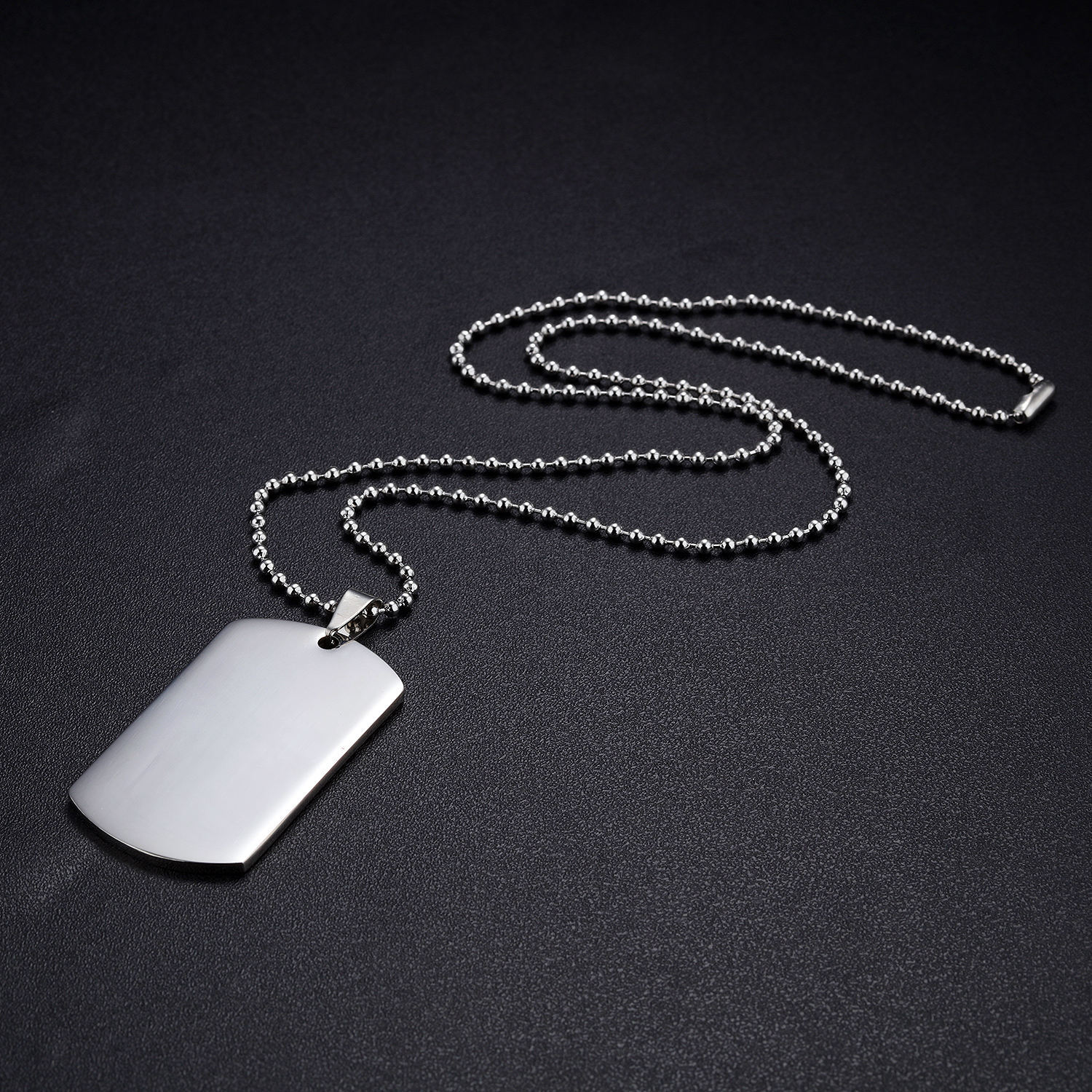 Simple Style Dog Tags Titanium Steel Men's Pendant Necklace Men Pendant Necklaces display picture 2