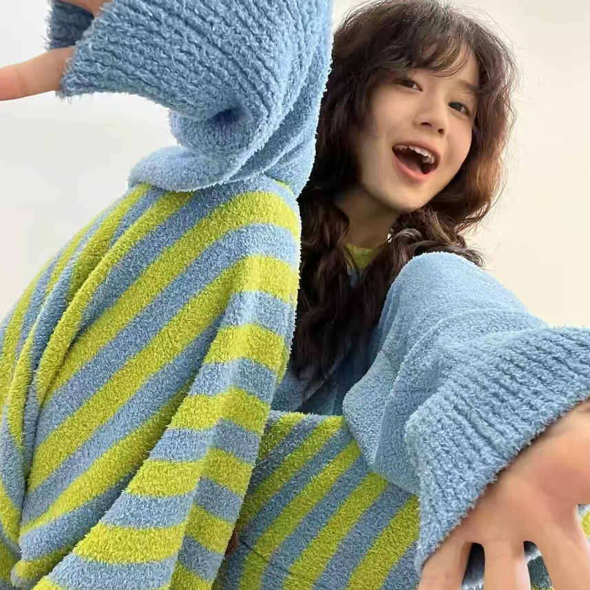 【珍貝絨毛】韓国版高級ストライプパジャマ