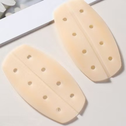 Silicone Shoulder Pads Prevent Shoulder Straps from Slipping Off, Anti-Falling, Traceless Decompression Straps, Intimates Bra Straps, Anti-Slip Shoulder Buckle Artifact, Invisible