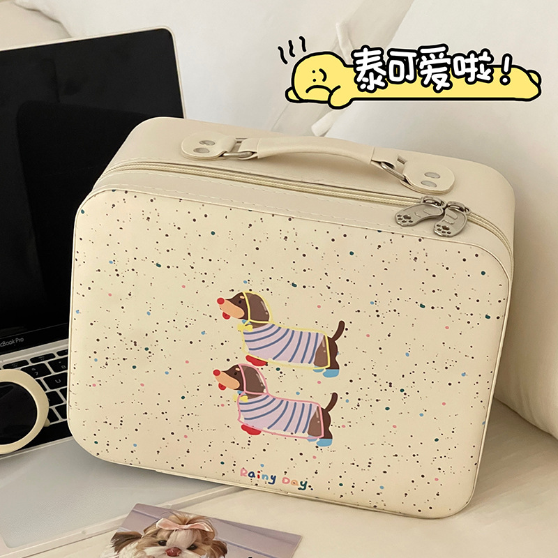 Lindo estuche de cosméticos 2024 bolsa de cosméticos portátil de gran capacidad con espejo bolsa de almacenamiento portátil para viajes de nicho