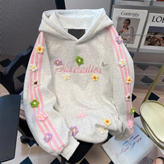 韓系の小衆のchiの立体の花は帽子の衛衣の男女の秋冬の潮の札の甘くて色のストライプにぶつかって綿毛のコートをプラスします。