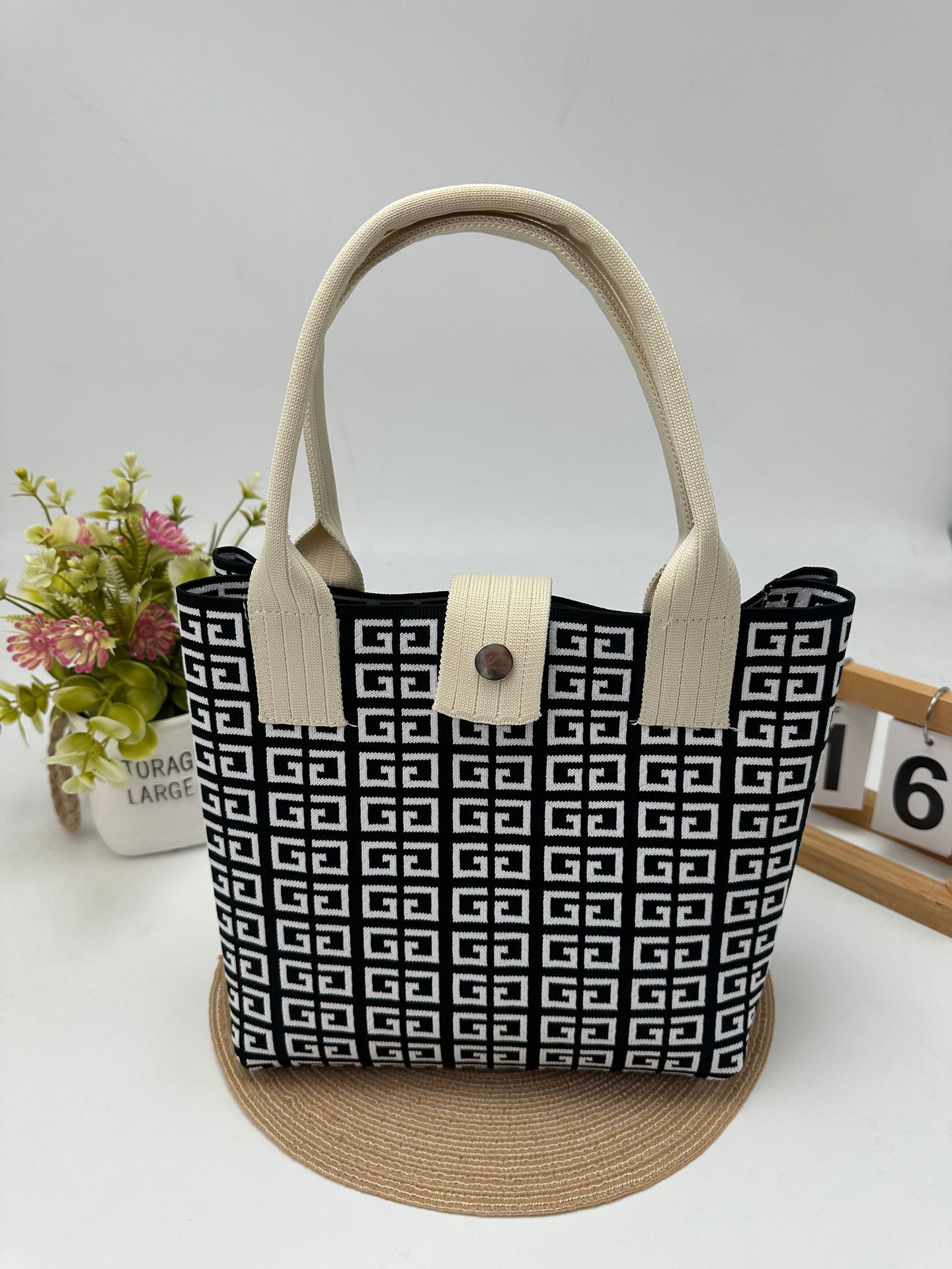 Houndstooth Knit Structured Large Capacity Square Handbag 60
