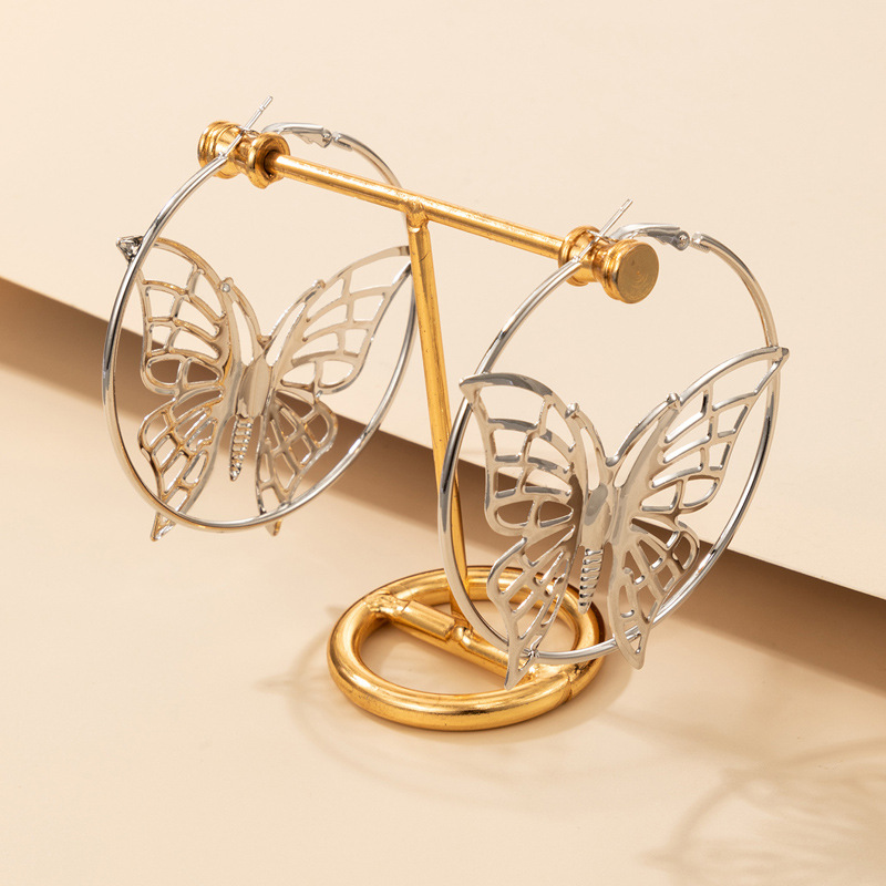 Nihaojewelry Großhandel Schmuck Kreative Ethnischen Stil Silberne Schmetterlingsohrringe display picture 6