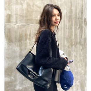 �����n��С���OӋ����ӢҸ�°���̖��ϞţƤͨ���]����μ�Ů����