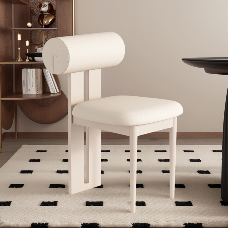 Silla de comedor de madera maciza nórdica para el hogar celebridad de Internet silla de respaldo simple y suave silla de diseño cafetería mesa de comedor comercial