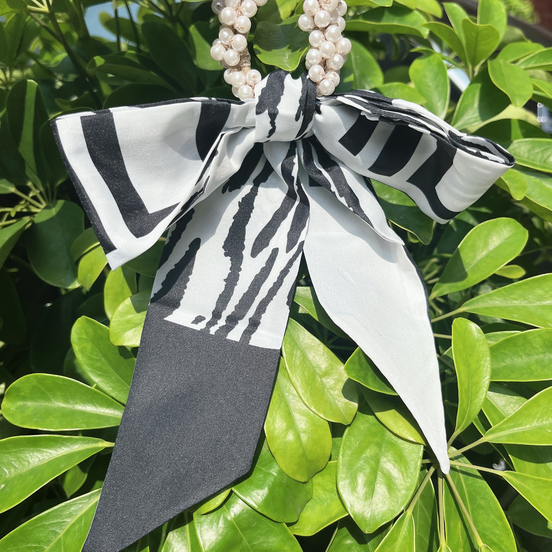 Banda de pelo de bufanda de seda para mujer corbata de pelo fino de verano de perlas cinta de arco Hada cuerda de pelo de todo fósforo estilo coreano accesorios para el cabello al por mayor