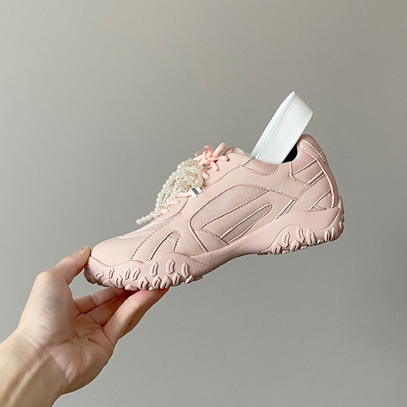 Versión de piel de vaca de la uva de la misma luz de la luna QiMeng redujo la edad de la perla arco de lazos casuales zapatos de entrenamiento de mujeres