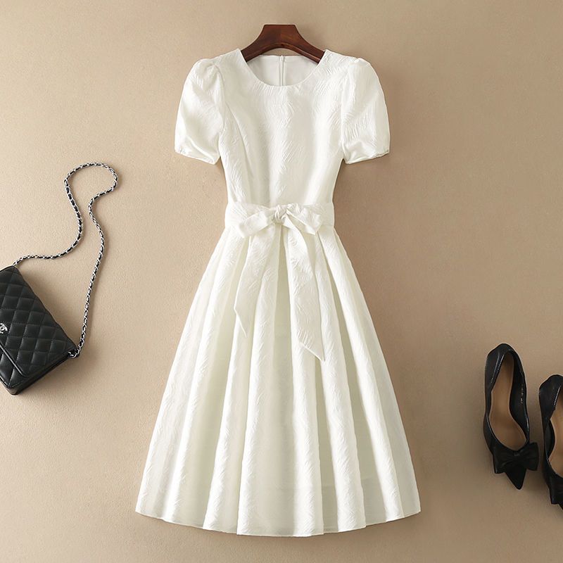 2026 Summer New Style Niche Elegant Sweet White Simple Round Neck Waist-Cinching Youthful Fairy Dress for Women