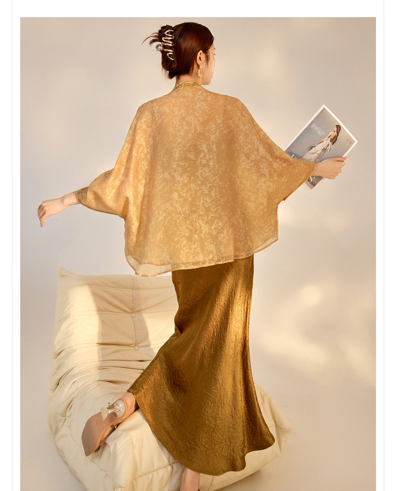 Áo dáng rộng kiểu mới thiết kế cao cấp thêu đính cườm ánh sáng, chất liệu rayon — Màu vàng chi tiết 8