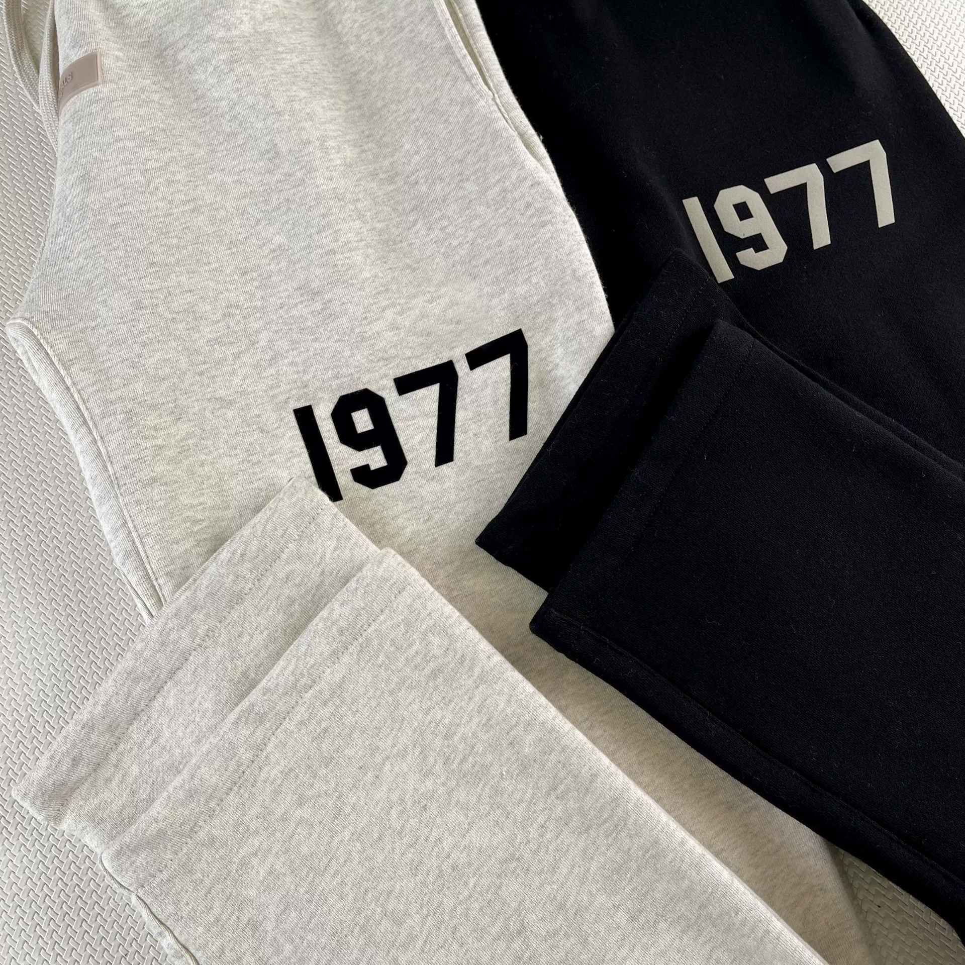 Fog Прямые брюки Флокировка 1977 Свободные тросы брюки Молодежная высокая улица повседневные брюки осенние и зимние спортивные брюки модный мужчина