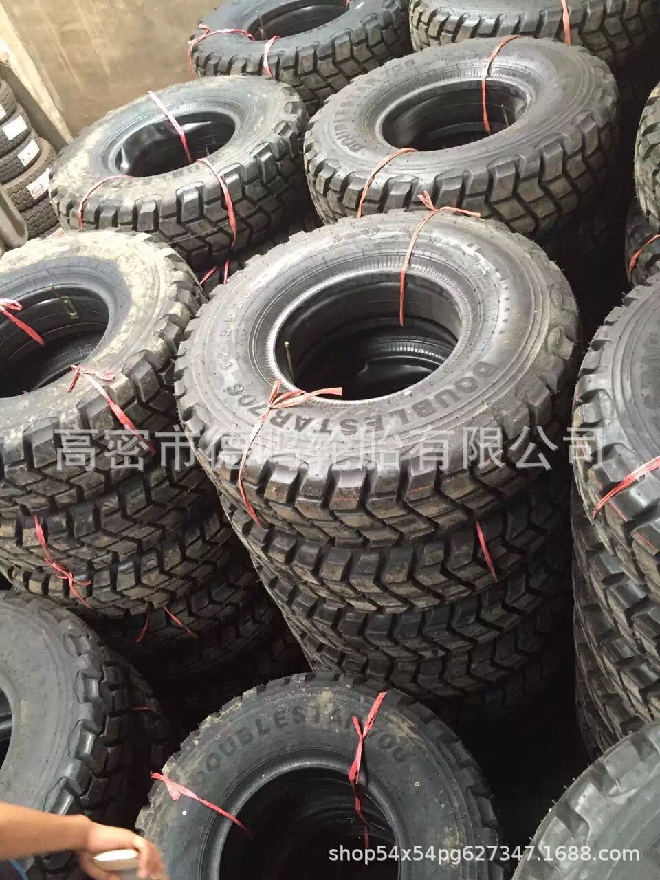 Dongfeng doble estrella triángulo 12.5R20 todoterreno neumático de baja presión Dongfeng todoterreno