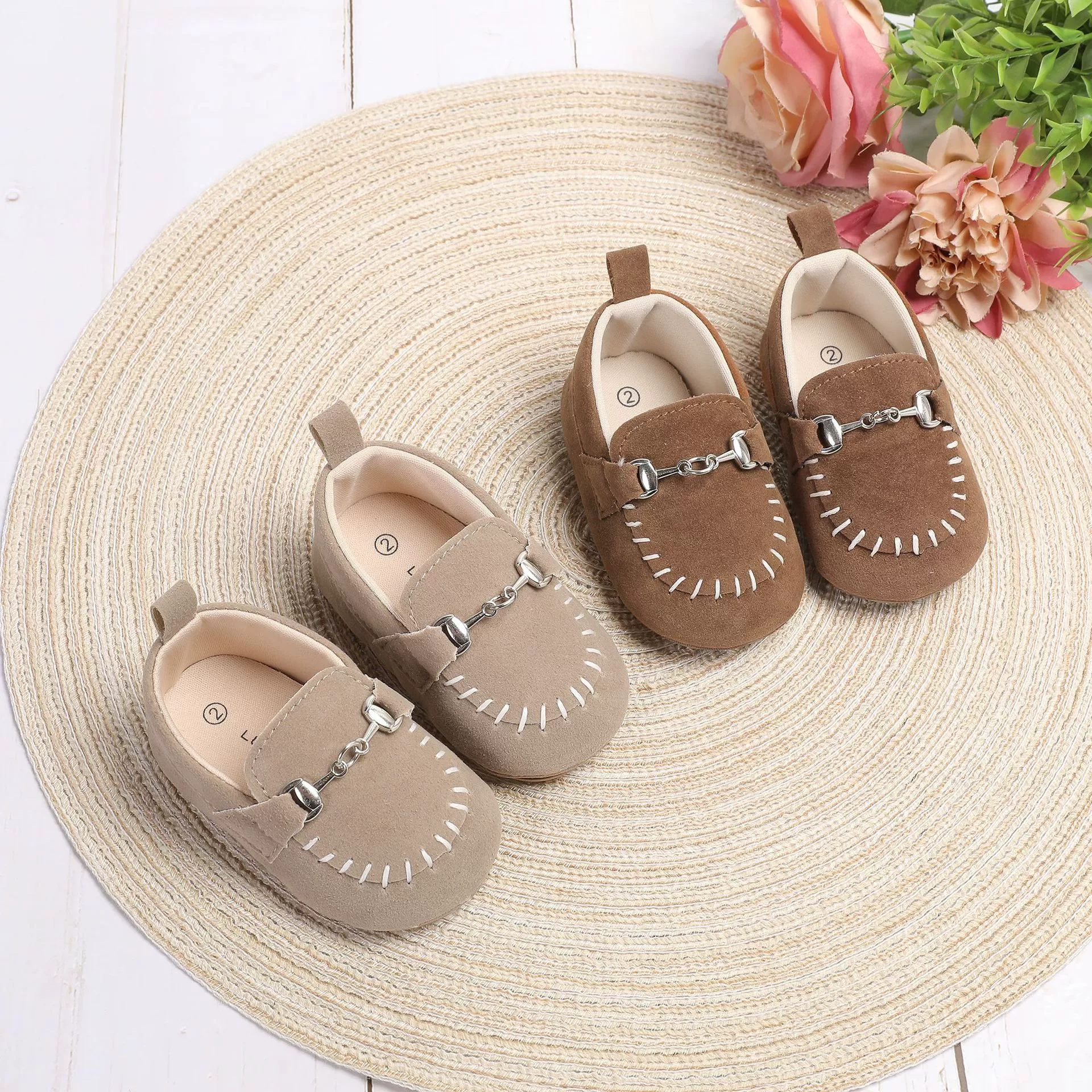 2024 Baby Doudou Обувь пряжка из матовой кожи, износостойкая, дышащая, мягкая подошва, нескользящая мужская и женская внутренняя и наружная