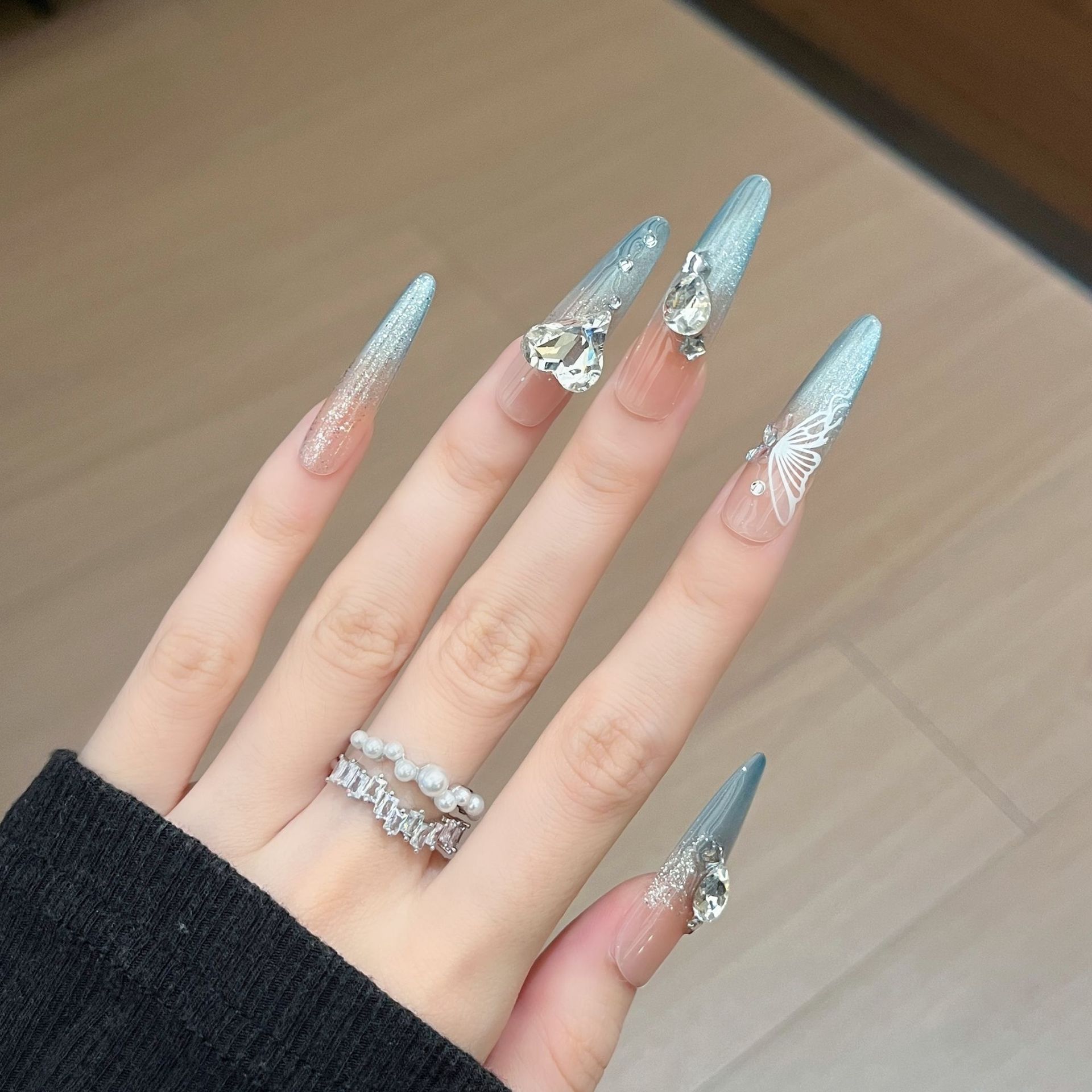 2026 nuevo parche de manicure azul hecho a mano mariposa de manicure largo perro fino 4.0 usar uñas falsas