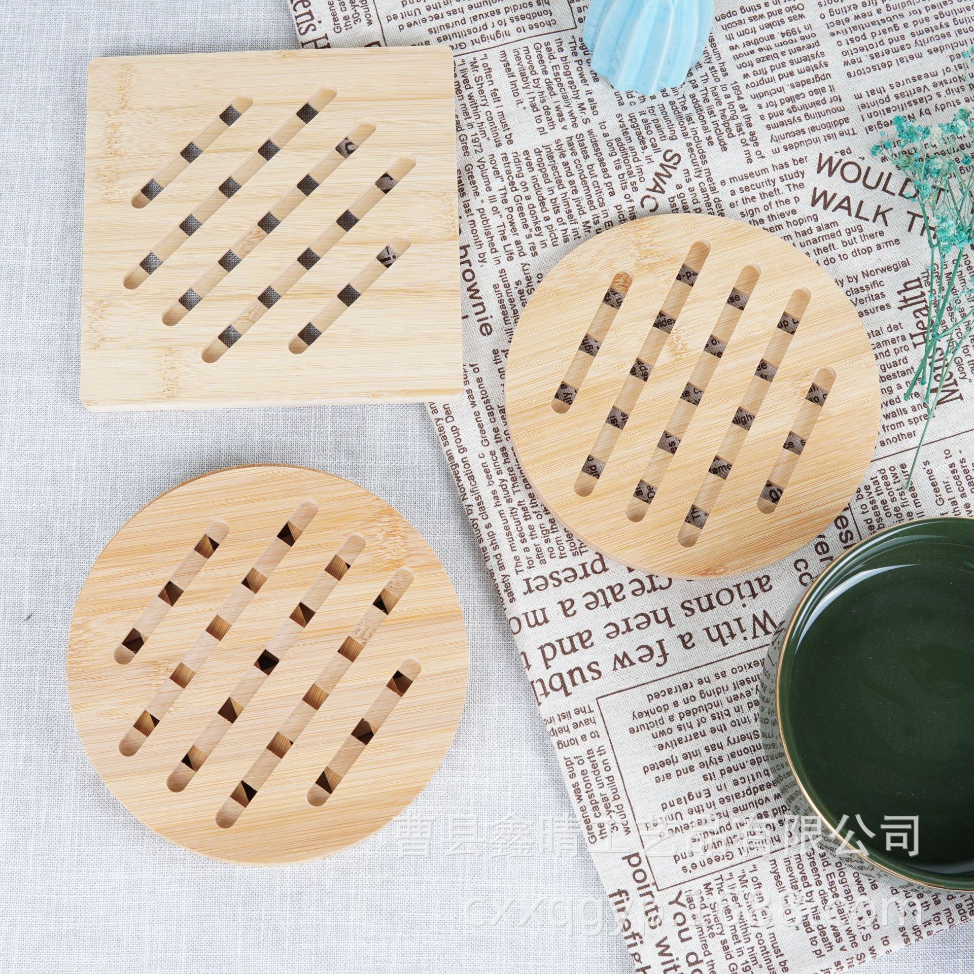 Cuadrado 16.7*16.7*1cm