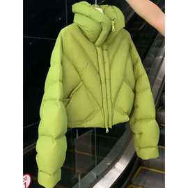 韩系超好看立领绿色短款羽绒服女冬2025新款韩系感小个子加厚批发