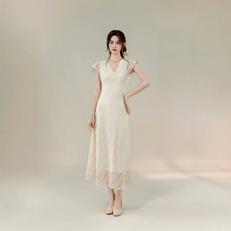 Simple and Elegant Lace-Trimmed Neckline Polka Dot Waist-Cinching Flutter Sleeve Dress Women's 2026 New Beach Vacation Collection Simple and Elegant Lace-Trimmed Neckline Polka Dot Waist-Cinching Flutter Sleeve Dress Women's 2026 New Beach Vacation Collection