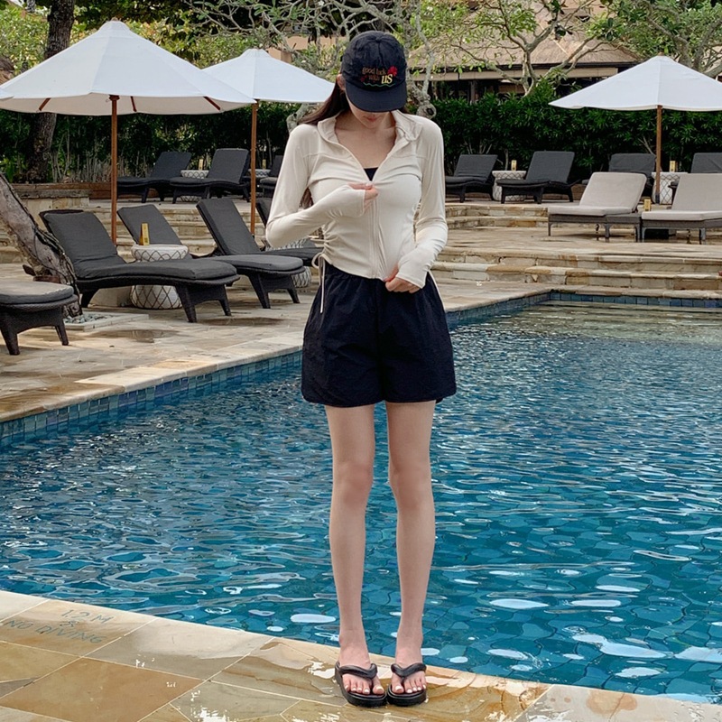 2025 Korean New Long-Sleeved Sun Protection Sports Swimsuit Women's Slimming Look Four-Piece Bikini Swimsuit Vacation