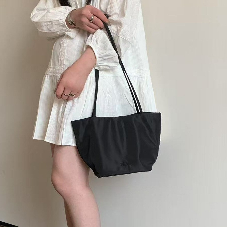 Korean Style Nylon Market Tote Bag For Women - Versatile Lightweight Commuter Bag, Large Capacity Shoulder Bag, Underarm Bucket Bag - Thumbnail 3