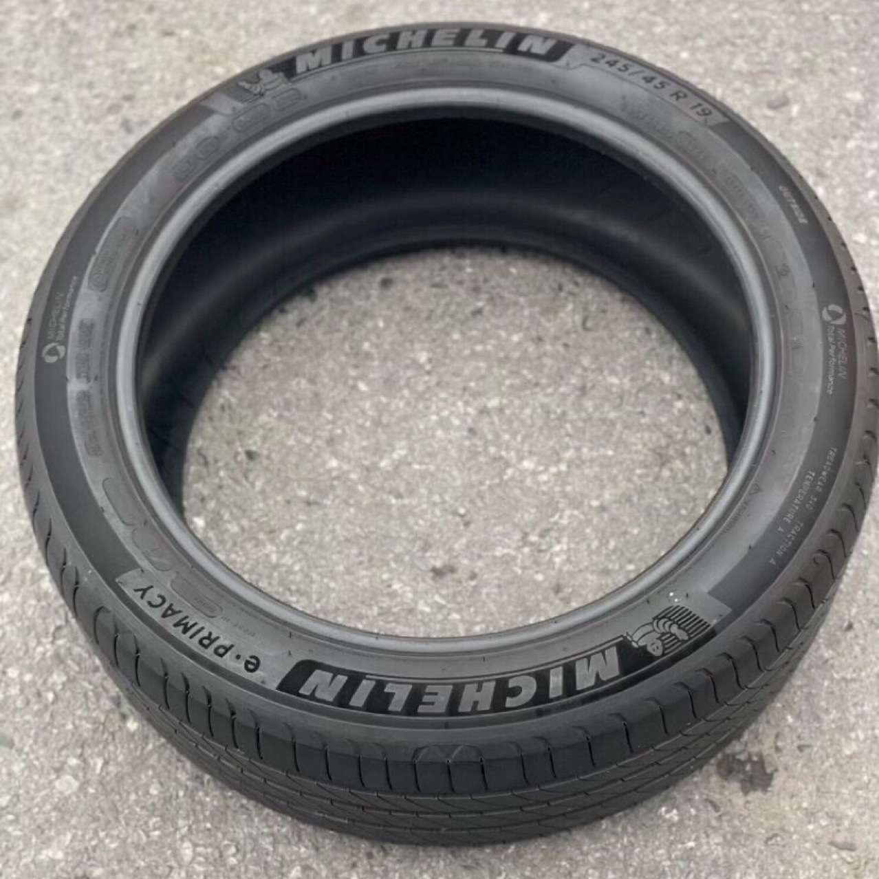 Second-Hand Michelin Tires 245/45R19 102V XL E Lingyue Weilai Et5 Xiaopeng P7