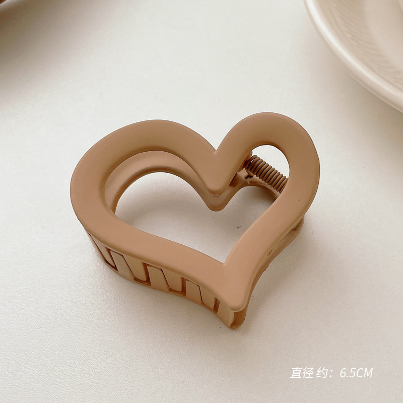 Leche marrón grande clip hembra red rojo invierno felpa horquilla trasera cabeza clip horquilla tocado tiburón clip al por mayor