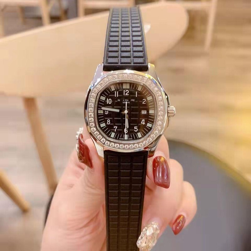 Foreign Trade Square Nautilus Series Quartz Diamond Men's and Women's Fashion Classic Silicone Watches Wholesale