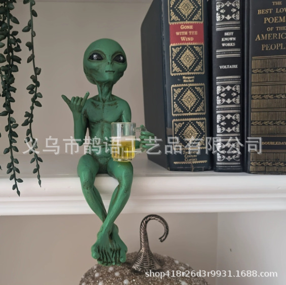越境新商品 ハロウィン樹脂製置物 面白いエイリアン像 面白いエイリアンの創意工夫|undefined