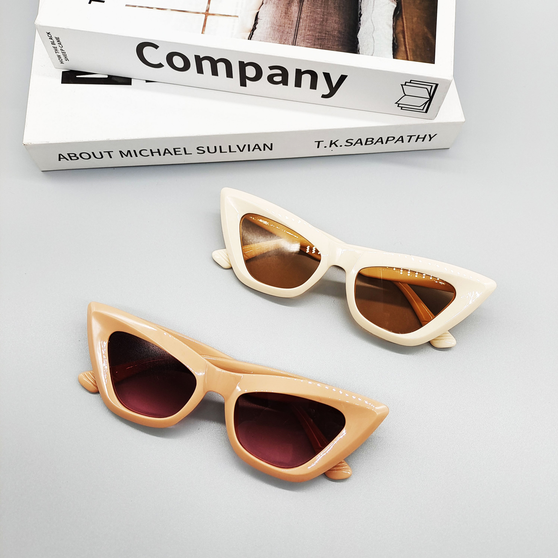 White, Pink, Green, Champagne, Yellow, Black Color Elegant Glam Hip-Hop UV400 Protection Resin Full Frame Women's Sunglasses