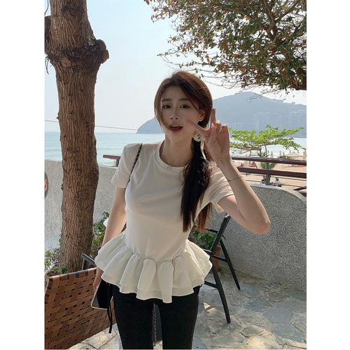 Small-sized puffed lace patchwork faux two-piece short-sleeved T-shirt for women, spring/summer style, with ruffled design and round neckline, figure-hugging top