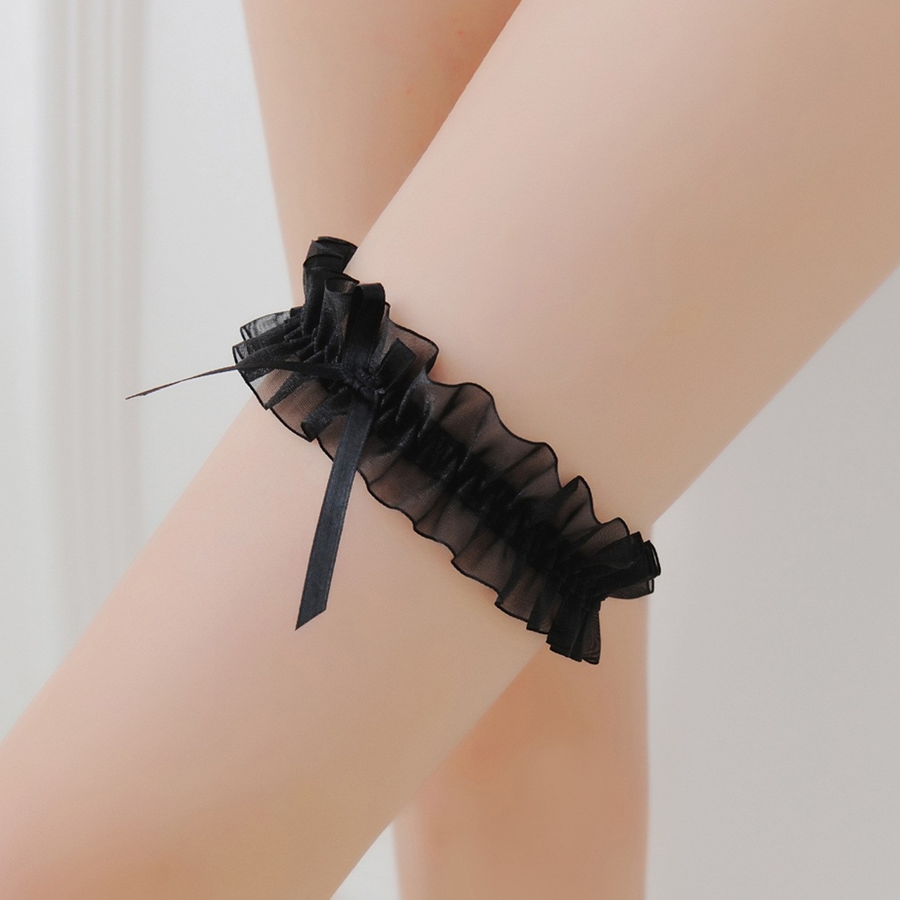 Lace Bridal Garter Belt with Bowknot, Elastic Leg Ring, Pink — detail image 1