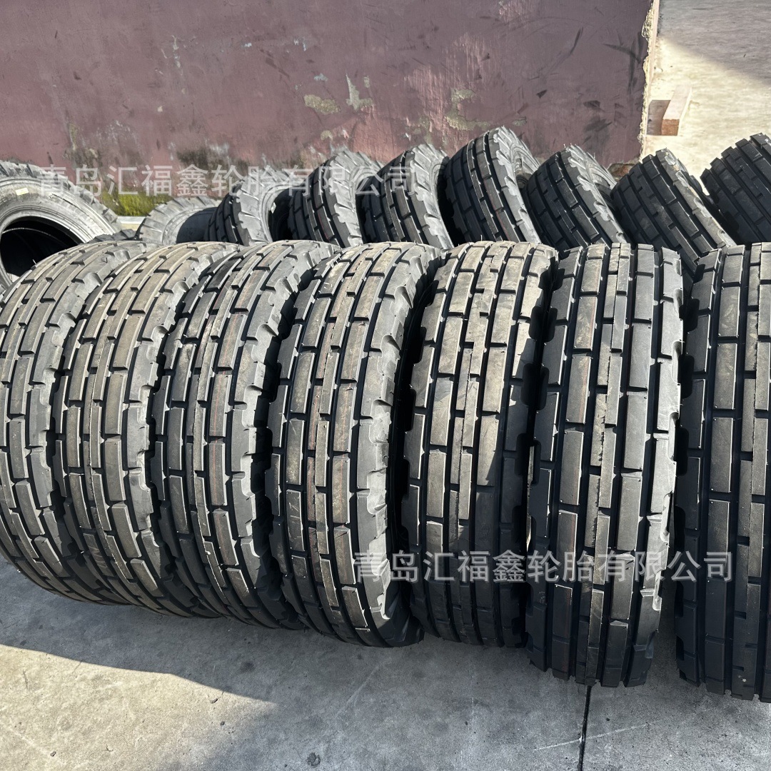出口采棉机轮胎竹节花纹 900-16  260/95-16可接受订单生产10层级