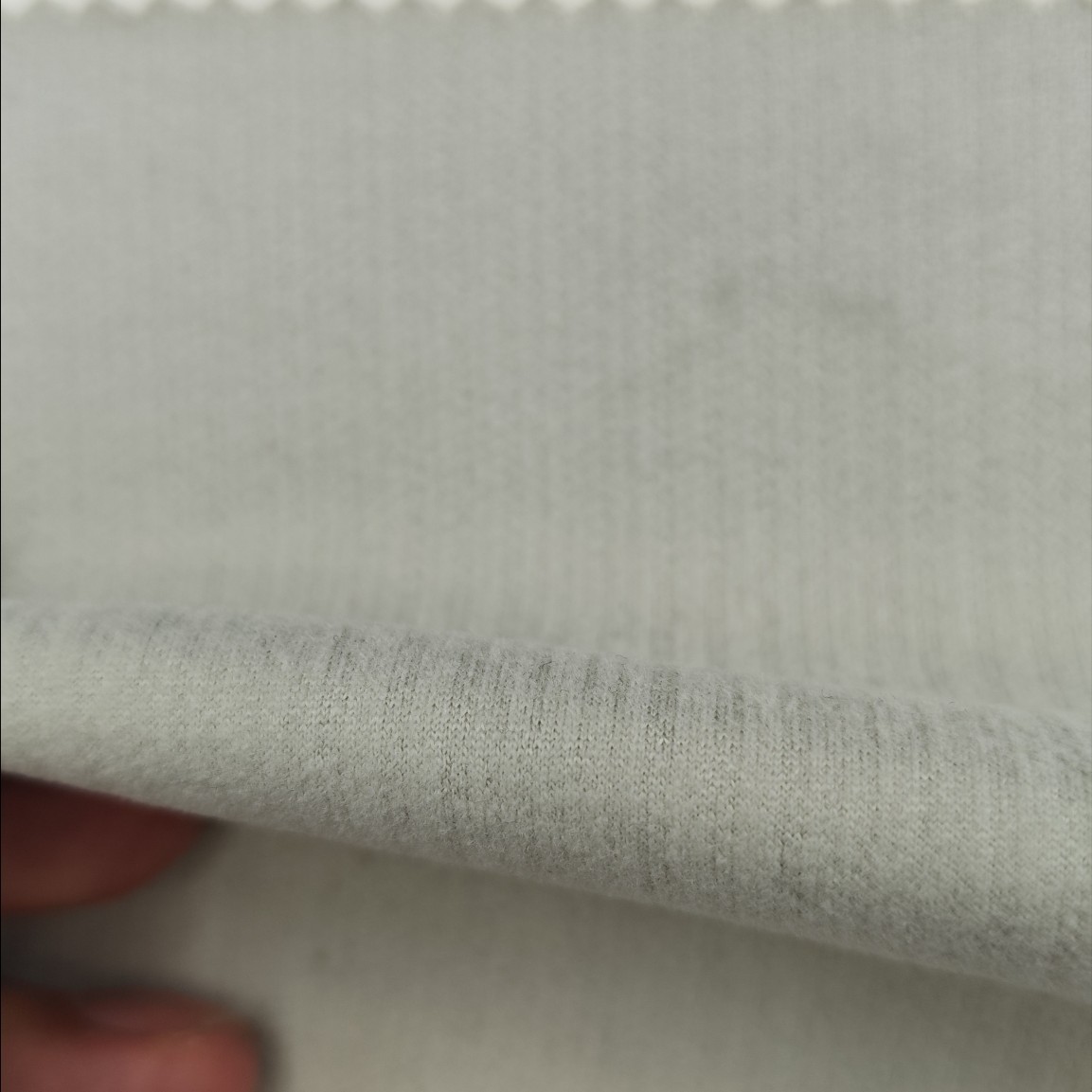 430g全涤针织空气层新款开发大量现货供应