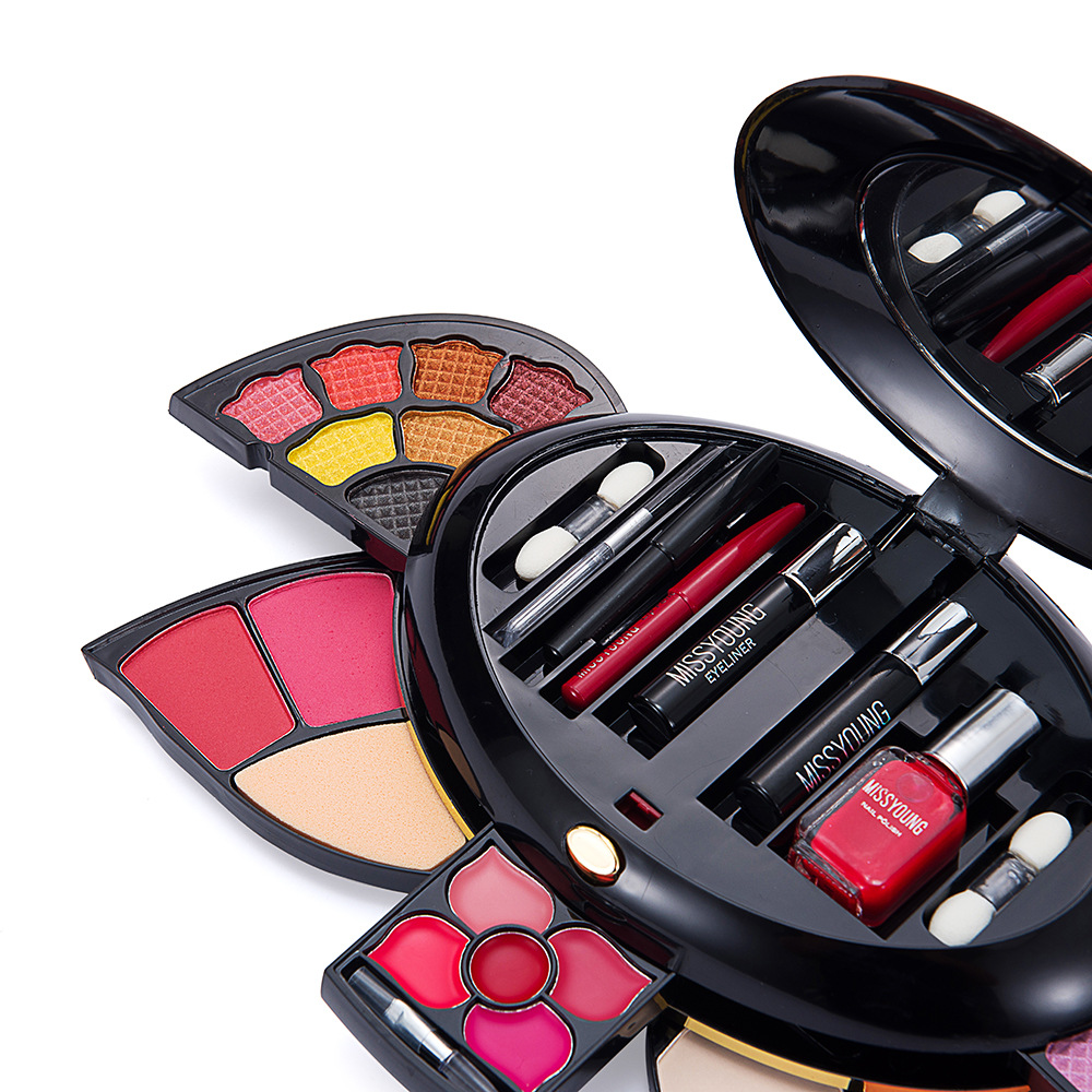 MISS YOUNG Multi-functional Makeup Palette, Eyeshadow Blush, Contouring Set, Makeup Palette, Makeup Box, Nail Polish, Eyeliner Application Scenario