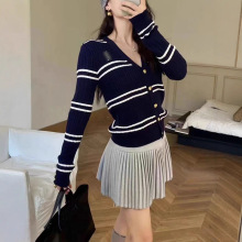 25早秋新款南油高定Y+撞色条纹麻花纹V领修身显瘦针织开衫上衣女
