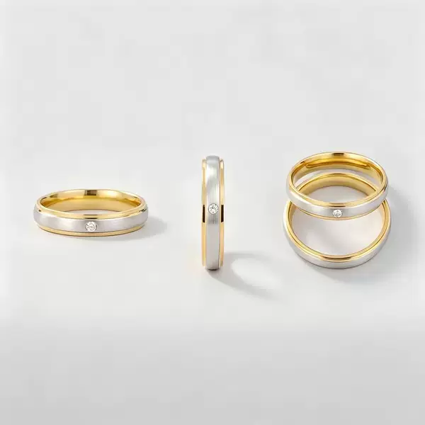 High-end, minimalist, and stylish ring jewelry, a trendy and fashionable two-tone 18K gold-plated stainless steel couple's ring for women
