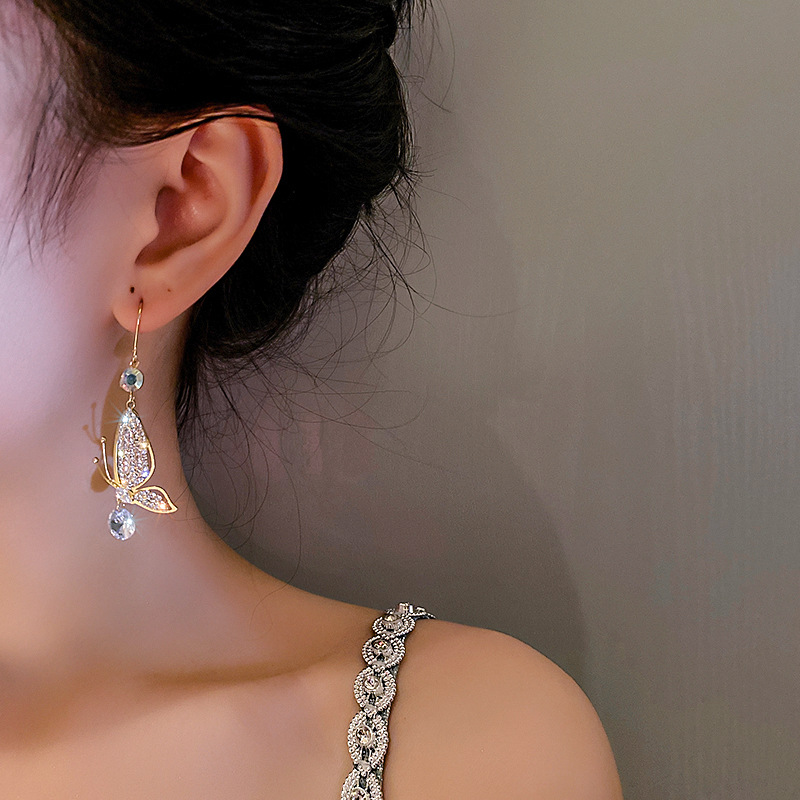 Korean style retro rhinestone crystal diamond butterfly earringspicture10