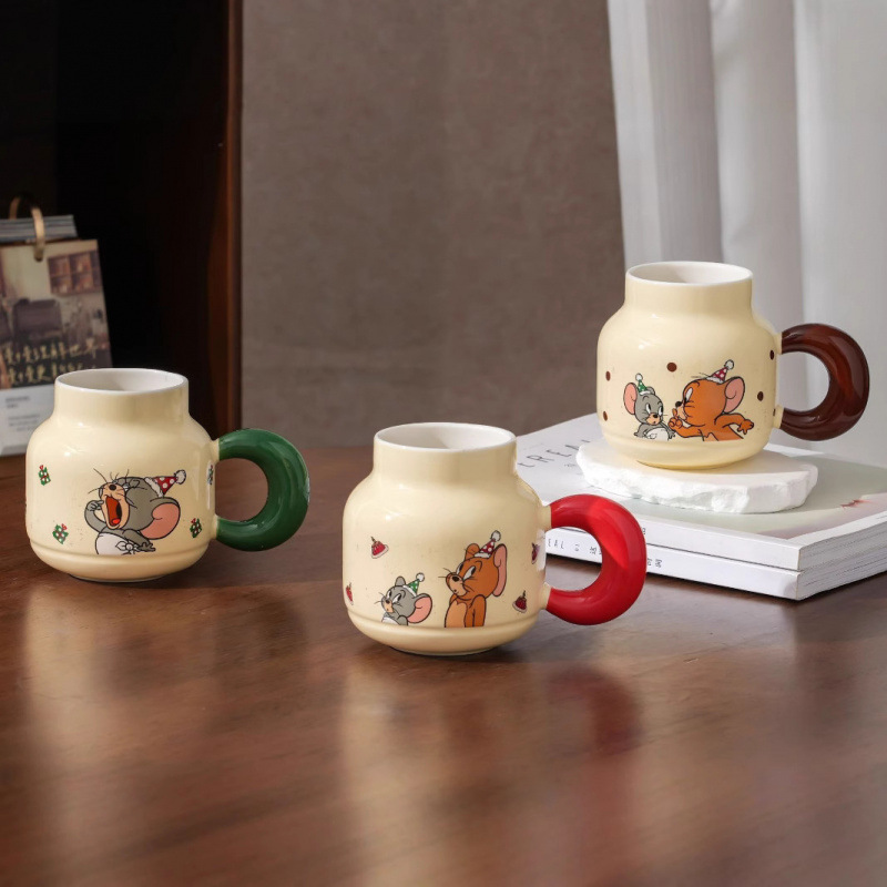 Gato y ratón taza de cerámica con tapa, regalo de cumpleaños para pareja, taza de agua doméstica, dormitorio