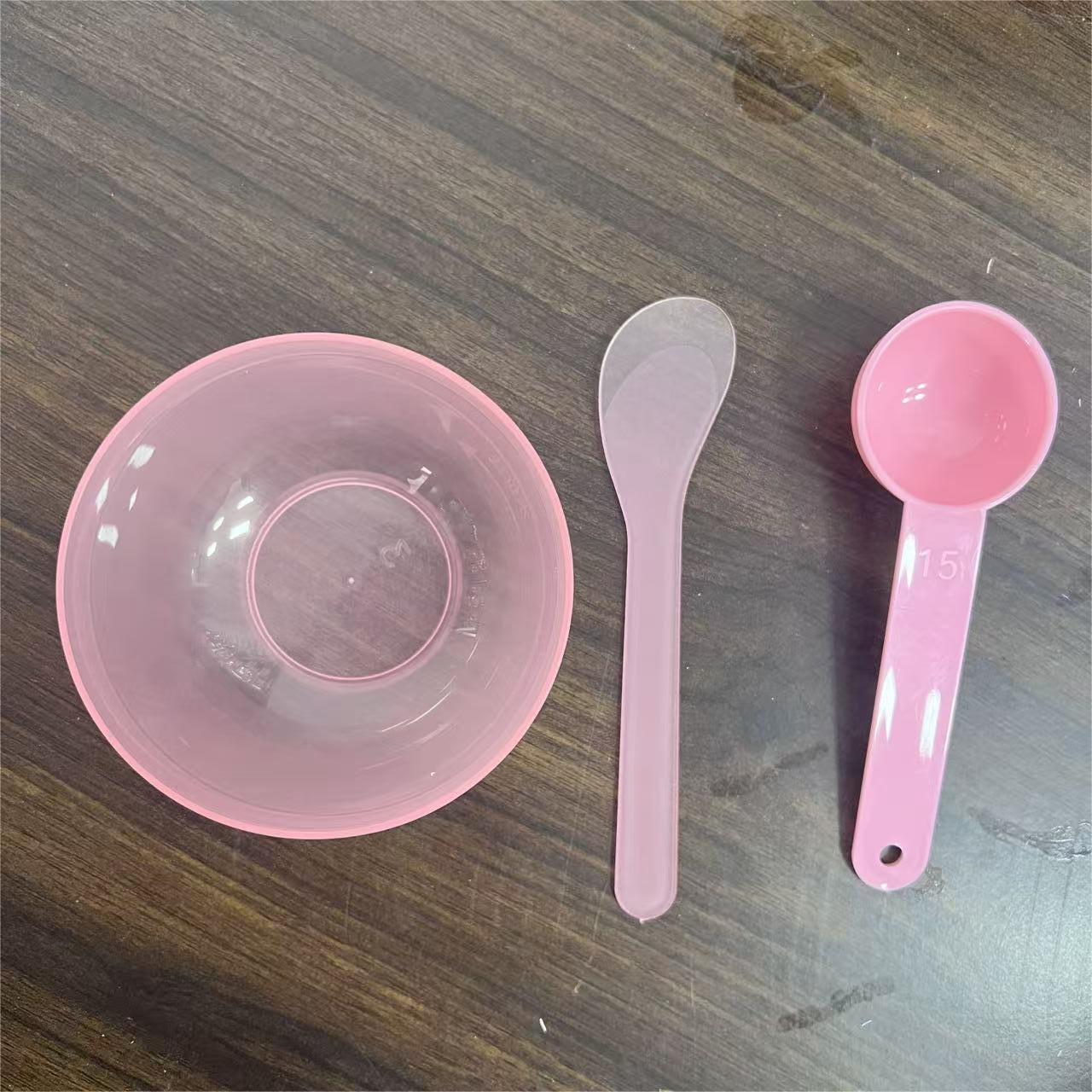 Juego de tazas para mascarillas faciales en stock con varilla medidora y mezcladora, espátula, herramientas para mascarillas de salón de belleza, cosméticos de spa.