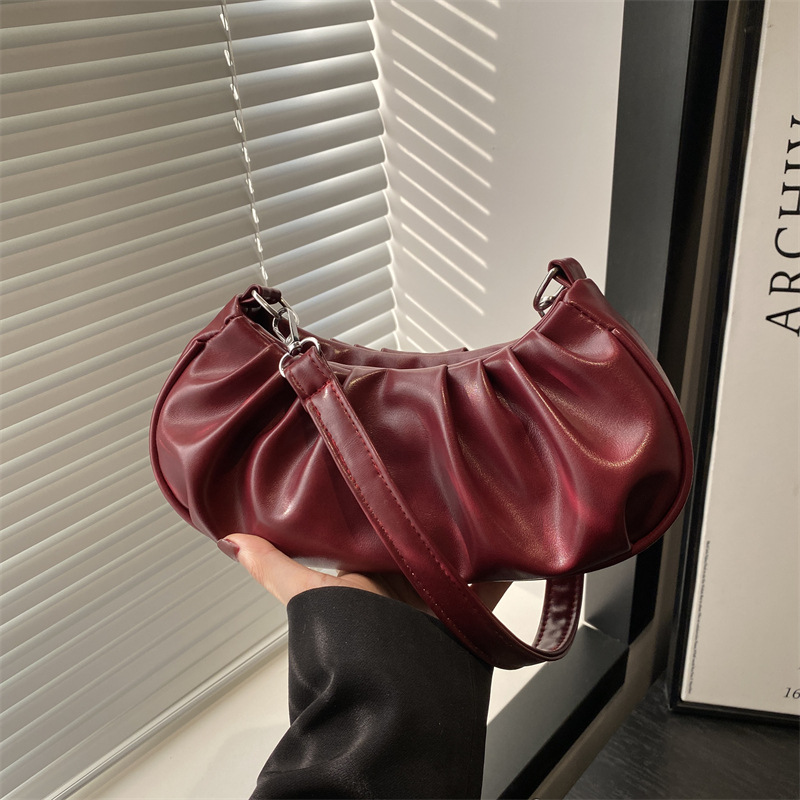 Bolso de nube para mujer 2025 nuevo bolso plisado de moda de moda bolso de axila versátil de gran capacidad bolso de un solo hombro de nicho