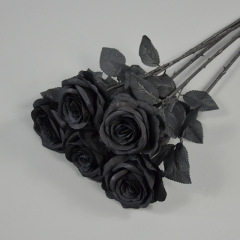 黒のバラの花は金色のバラの花を模倣して、国境を越えてよく売れています。