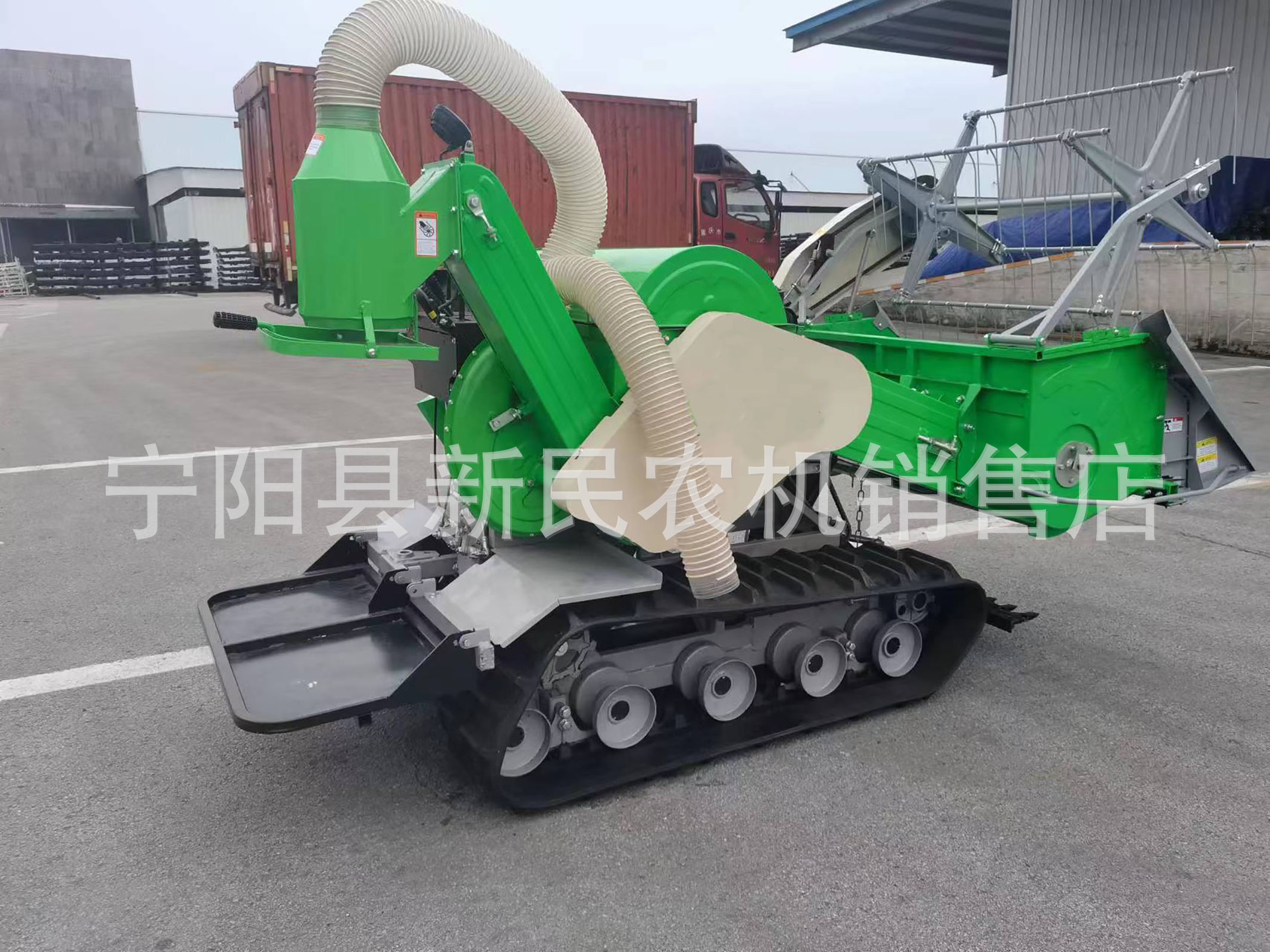 广西地区用水稻联合收割机小麦收获脱粒一体机中小型操作简单