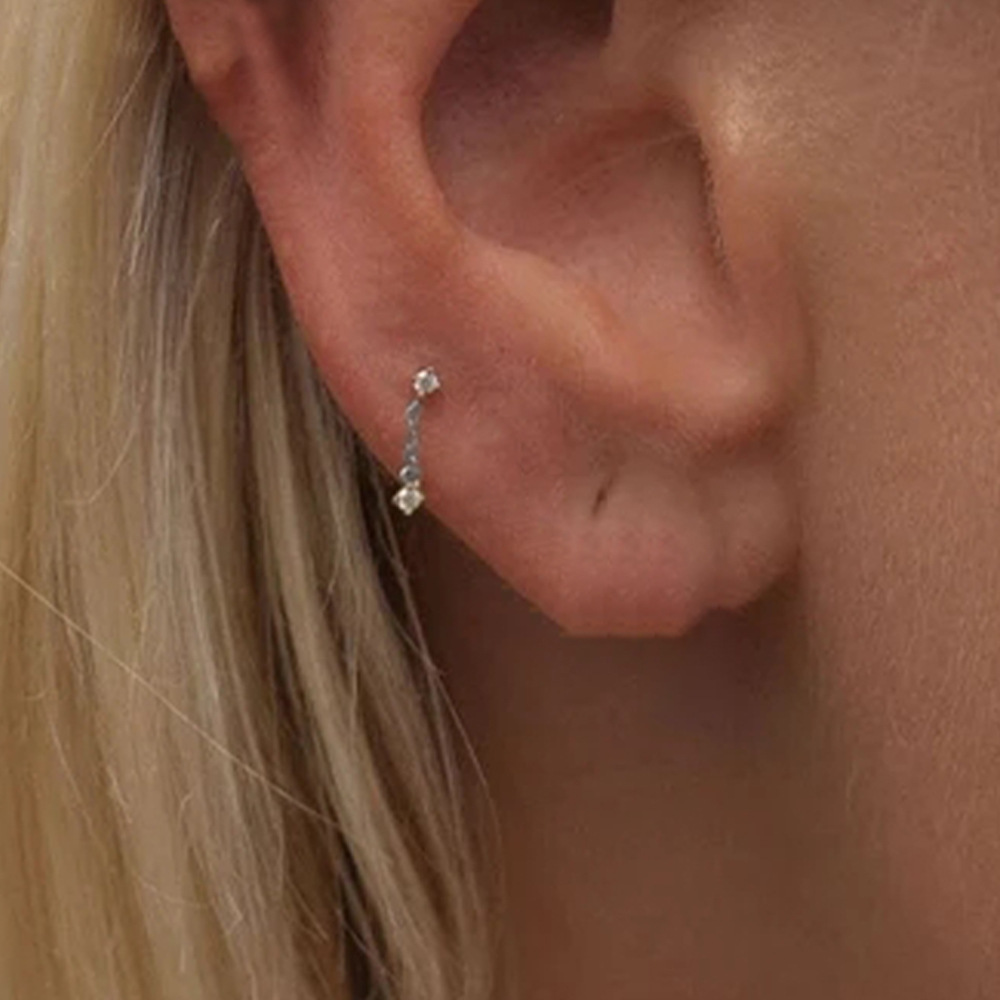 2g Weight Zircon Inlay Material Ear Studs Classification 1 Piece Quantity Daily Occasion 925 Sterling Silver Material Geometric Pattern Women's Gender Plating Design Simple Style Style 1 Piece Ear Cartilage Rings & Studs Simple Style Geometric 925 Sterling Silver Plating Zircon 81