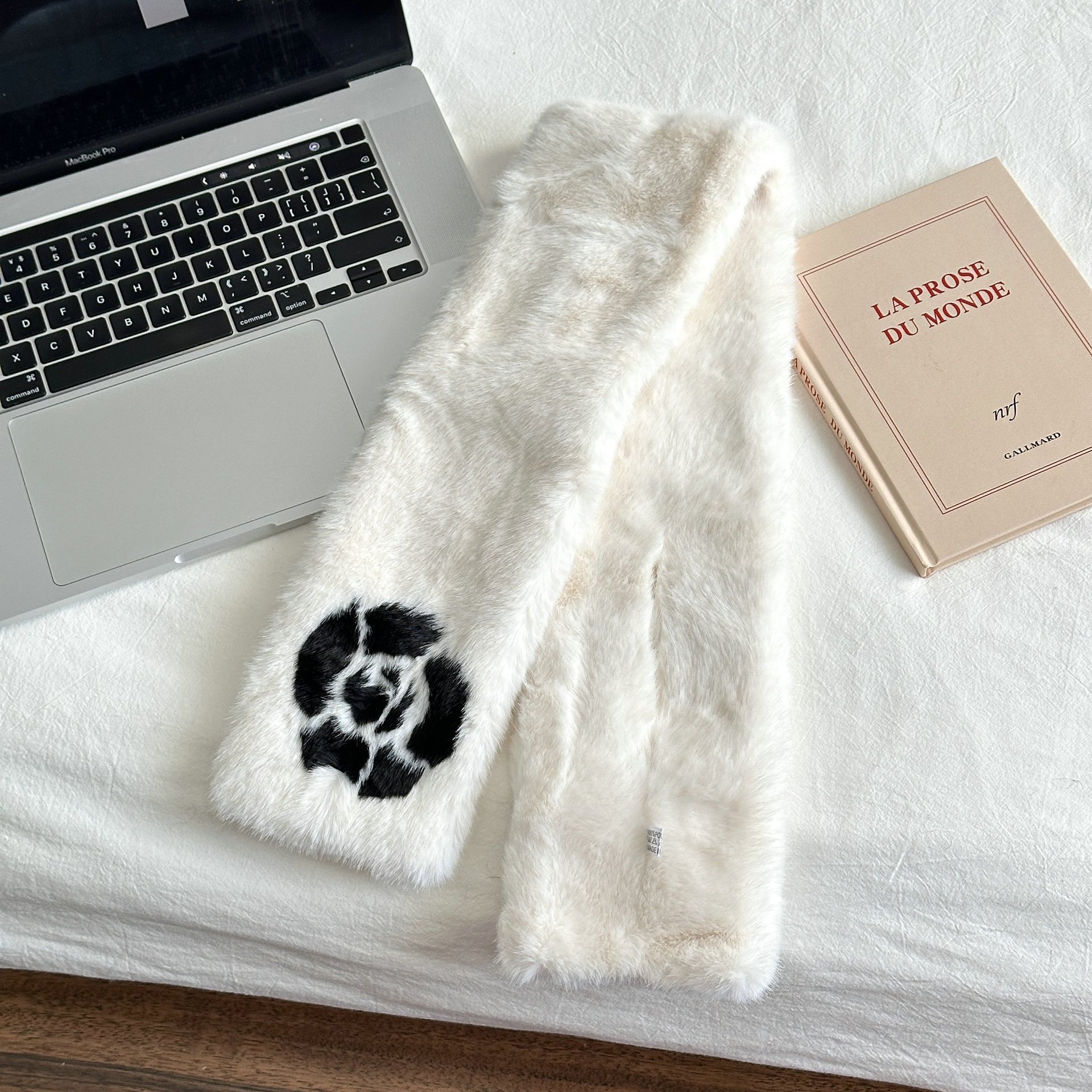 05#-흰 꽃 스카프