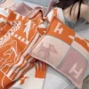 Baby blanket graffiti orange 110*140