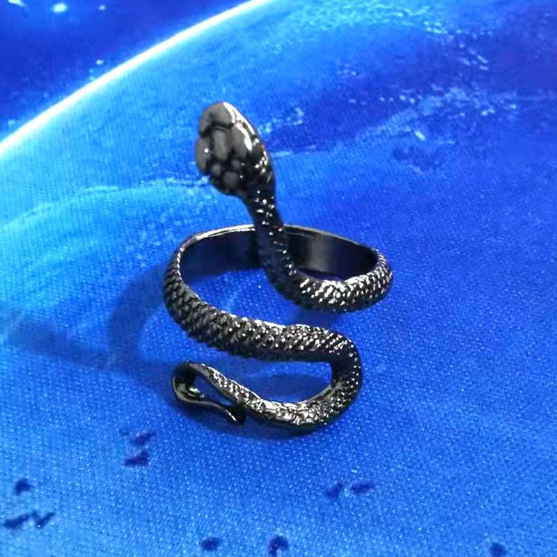 Classic Style Commute Snake Alloy Plating Gold Plated Men's Rings display picture 4