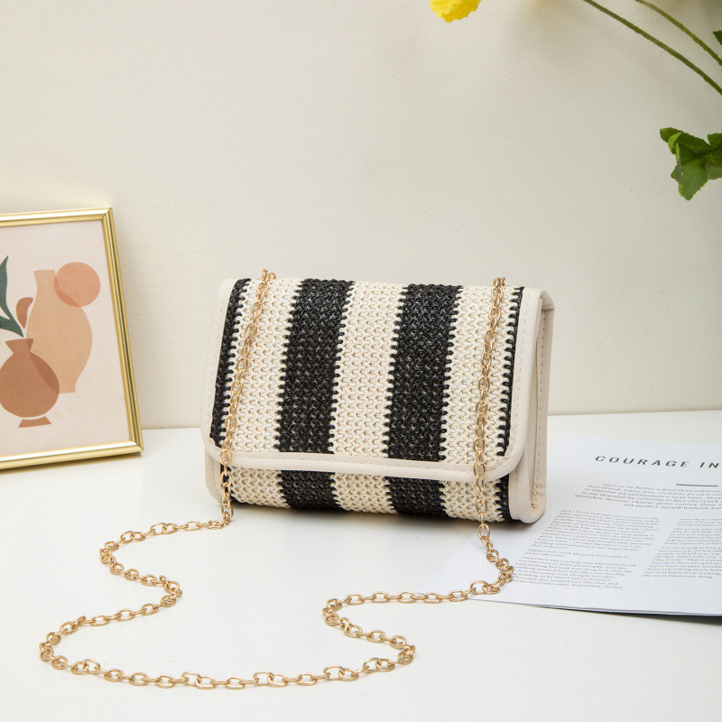 Bolso de verano para mujeres 2025, nuevo estilo de tela tejida bolso de paja de moda bolso de hombro con cámara bolso de mochila un cabello image 5