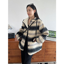 北欧小众！加厚仿羊羔毛撞色手工灯芯绒条纹连帽呢大衣外套女秋冬