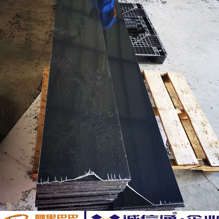 供应卡丁赛道抗冲击缓冲组件卡丁车赛道防撞板HDPE卡丁车防护板